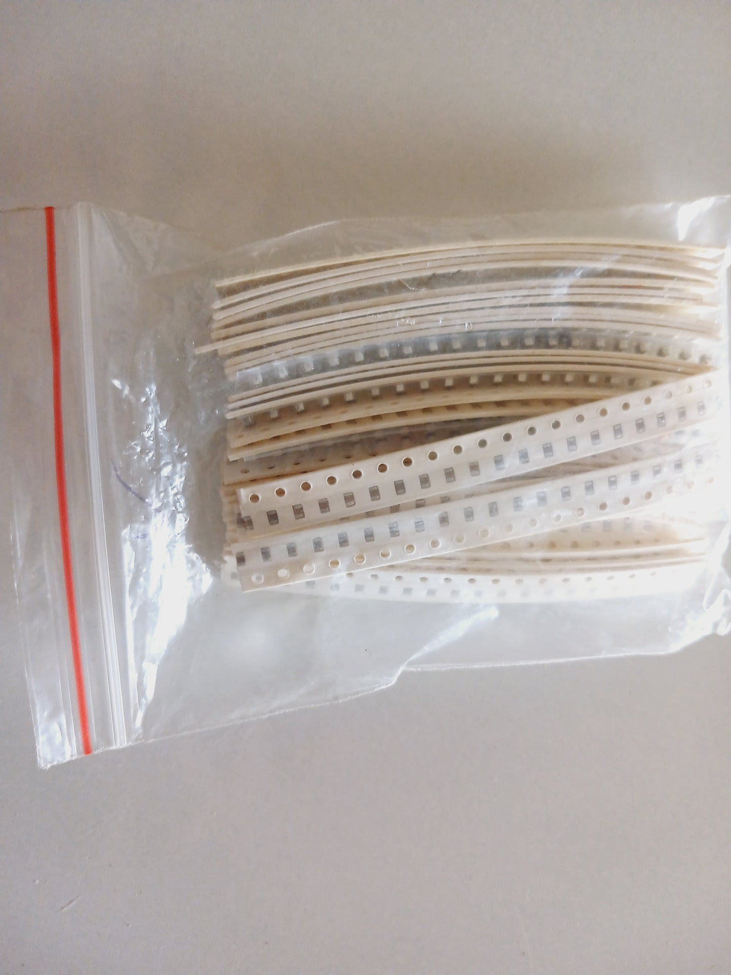 A pack of SMD ceramic capacitor 20pcs each (35values)