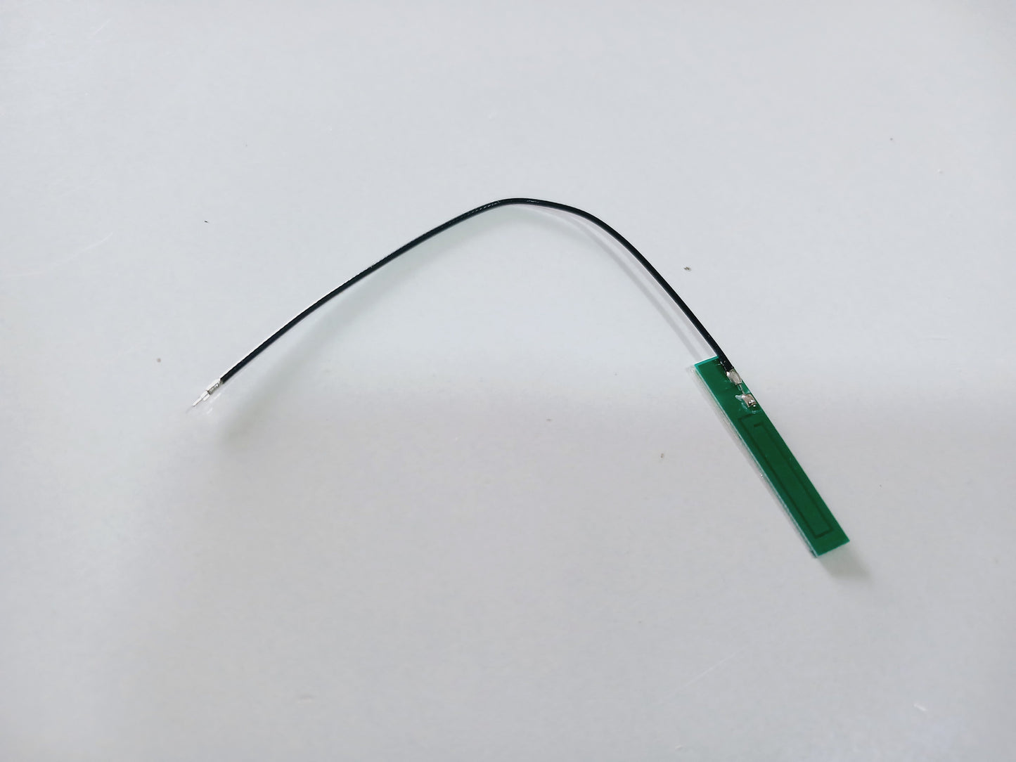 GSM antenna without connector